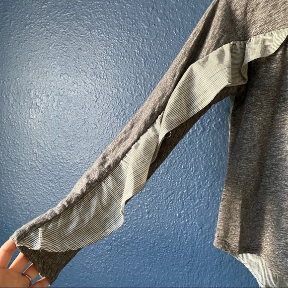 Skies Are Blue Gray Ruffle Sleeve Mixed Print Top - Picture 3 of 7